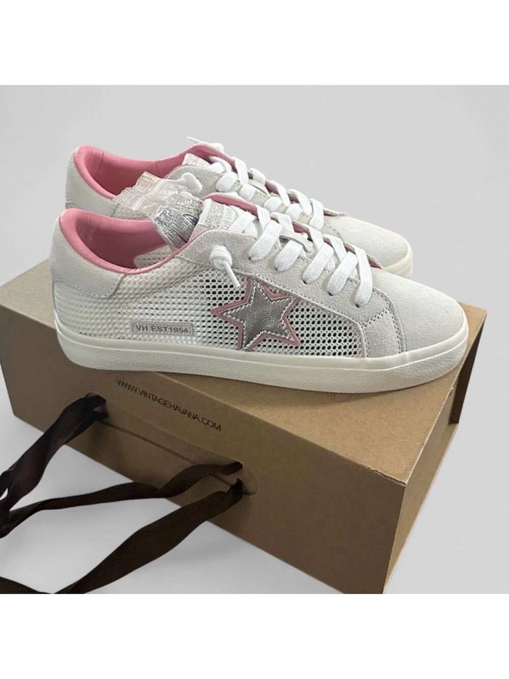 VINTAGE HAVANA-FREE Sneakers-7.5-neon pink pop. Brand new - Picture 2 of 8